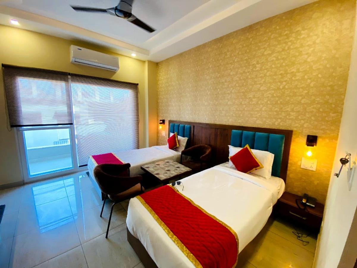 Hotel Singla Residency كانجرا المظهر الخارجي الصورة